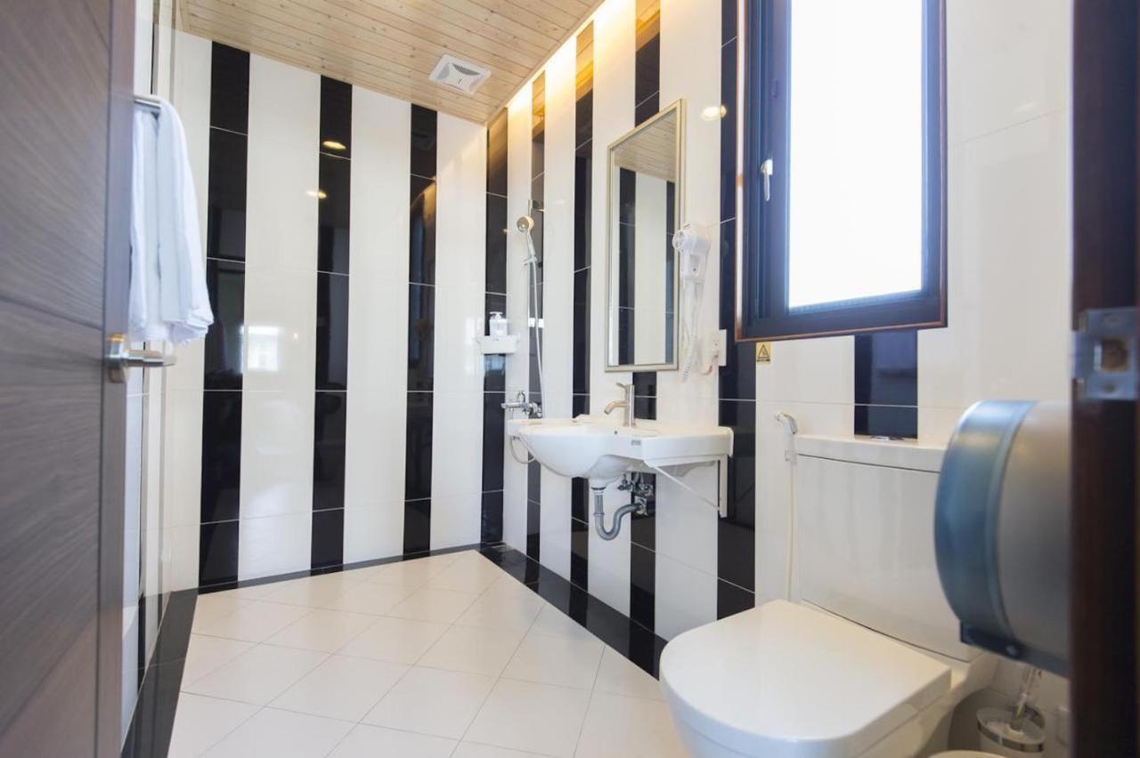 東立方旅宿-East Cube B&B Đông Cảng Ngoại thất bức ảnh